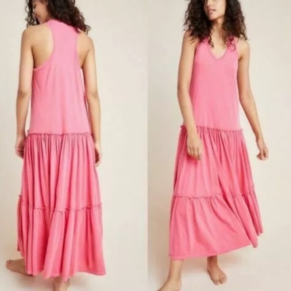 Sundry Dresses & Skirts - Sundry TIERED RACERBACK MIDI